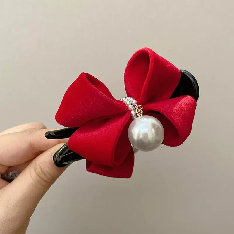Pearl hair clip (Korean fashion)