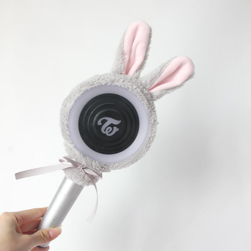 Capinha de pelúcia para lightstick (Twice)