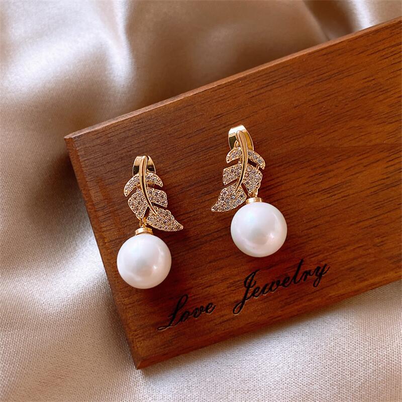 Classic Korean Pearl Earrings (Various Models)