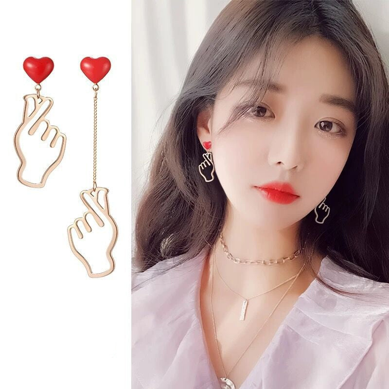 Korean "I Love You" Earring (Saranghae)