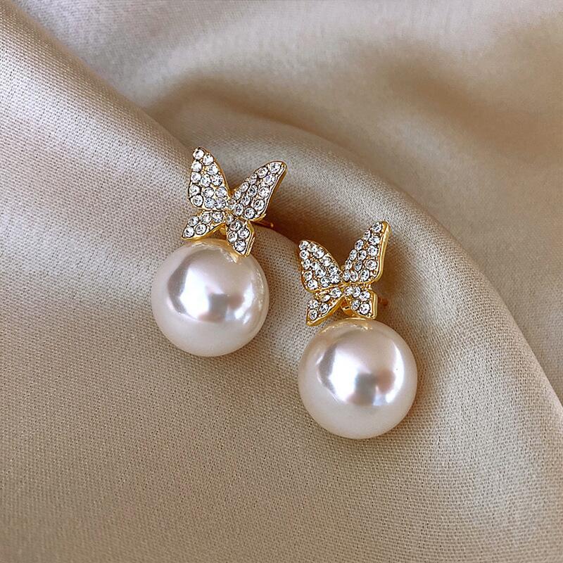 Classic Korean Pearl Earrings (Various Models)